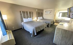 Excellent Inn&Suites
